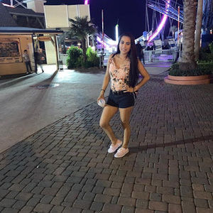 Meet your Posher, Edith